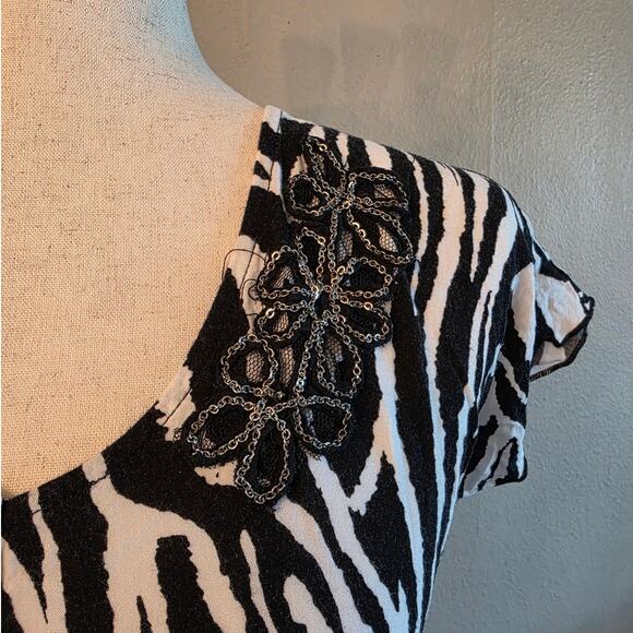 CATO Women's Zebra Print Y2K Tunic Top SZ Small - Picture 3 of 8